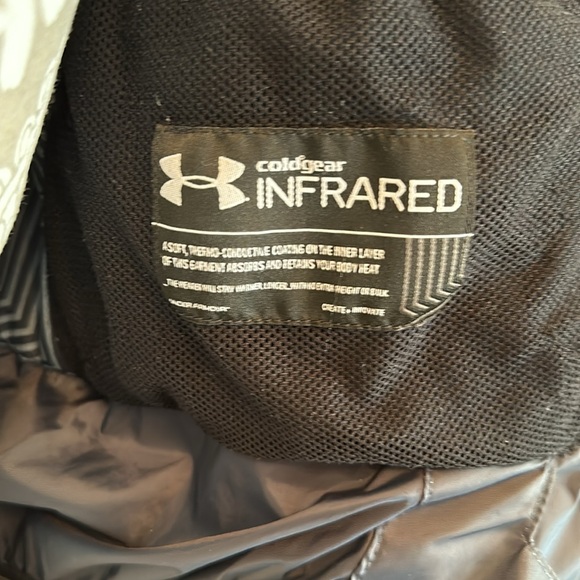 Great Under Armour Coldgear Infrared Hooded Ski/Cnow Jacket! Sz M - Picture 3 of 7